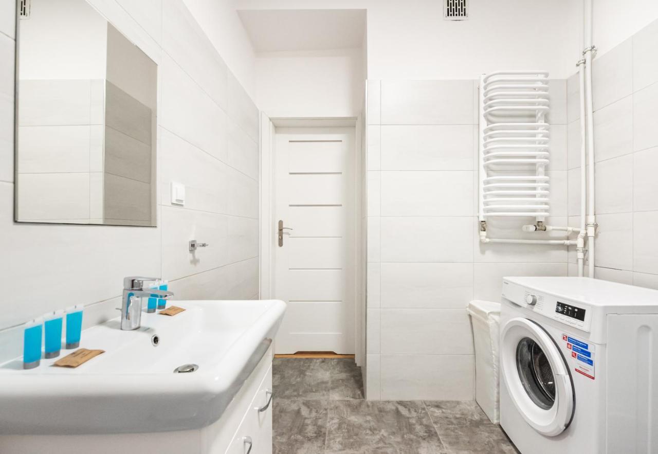 Old Town 5-Bedroom Apartment 华沙 外观 照片