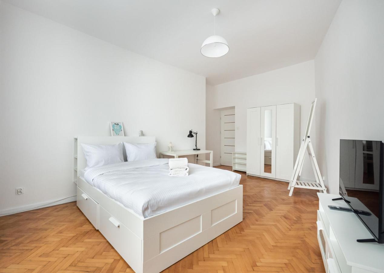 Old Town 5-Bedroom Apartment 华沙 外观 照片